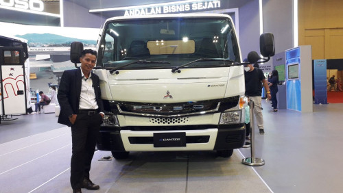 foto Mitsubishi Tangerang
